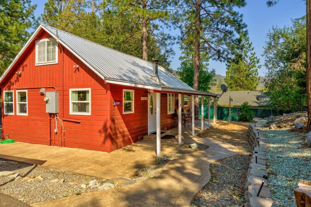 Acorn Cabin - Charming Place, Your Getaway To Yosemite, Bass Lake Oakhurst Exterior photo